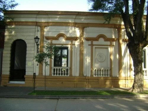 Posada De La Plaza San Antonio de Areco Exterior photo